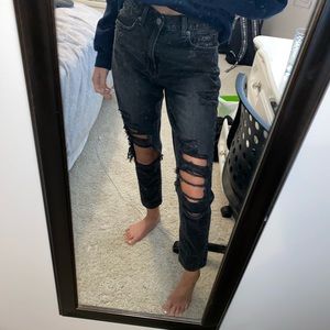 American eagle black ripped mom jeans